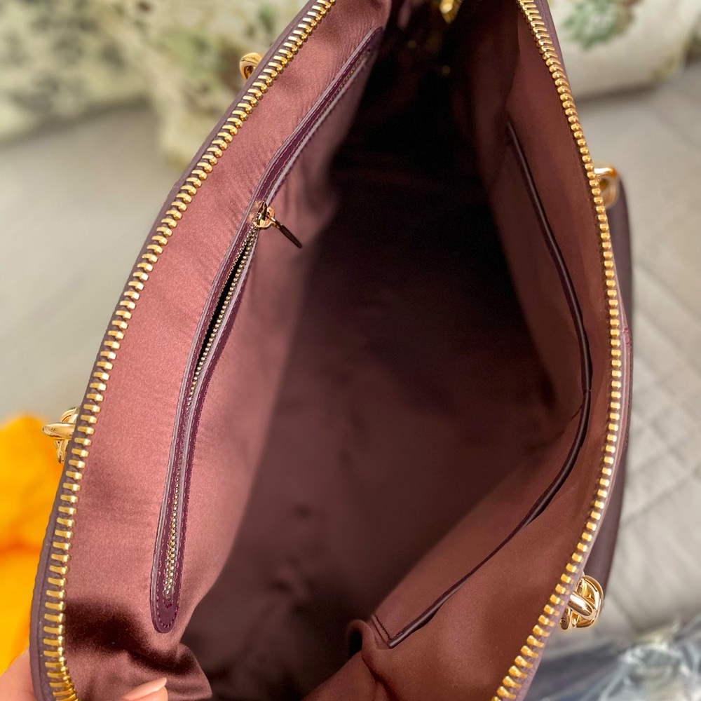 Tod’s Medium Alo Bauletto bag *NEVER BEEN USED - Picture 7 of 8